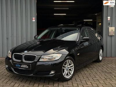 Zwart Gebruikt 2011 BMW 318 Executive Sedan | € 11.950