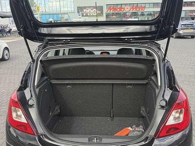 Occasion 2011 Opel Corsa Color Edition Sedan | € 6.500 (Iets duurder)