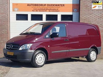 Rood Occasion 2012 Mercedes Vito Van | € 8.995 (Duur)