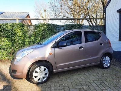 Bruin Gebruikt 2010 Suzuki Alto Comfort+ Hatchback | € 2.950 (Eerlijke prijs)