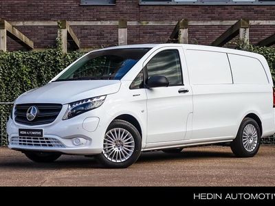 Wit Nieuw 2025 Mercedes e-Vito MPV | € 57.900