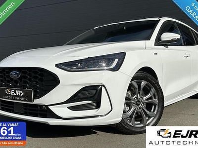 Wit Gebruikt 2024 Ford Focus ST-Line X Stationwagen | € 25.945 (Eerlijke prijs)