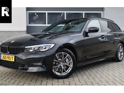 Zwart Gebruikt 2021 BMW 330 Sport Line Stationwagen | € 24.895 (Super prijs)