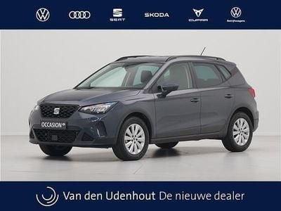 Grijs Gebruikt 2023 Seat Arona Style SUV | € 22.440 (Eerlijke prijs)