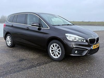 Bruin Occasion 2016 BMW 216 Executive Stationwagen | € 11.544 (Eerlijke prijs)