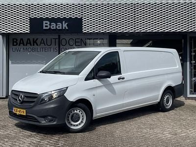 Wit Gebruikt 2021 Mercedes Vito Van | € 22.450 (Super prijs)