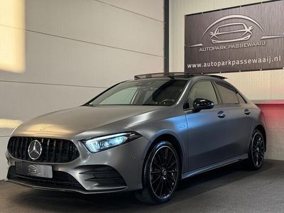 Grijs Gebruikt 2021 Mercedes A250 Premium Plus Sedan | € 29.950 (Eerlijke prijs)