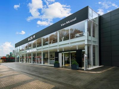 Nieuw Kia Stonic 101 PK (74 kW) 2025 Zwart SUV