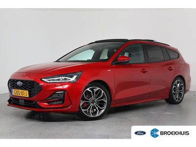 Rood Gebruikt 2024 Ford Focus ST-Line X Stationwagen | € 27.400 (Duur)