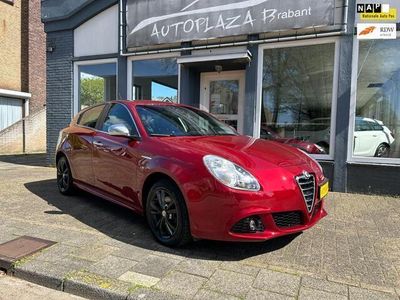 tweedehands Alfa Romeo Giulietta 1.4 T Distinctive / NAVI / AUTOMAAT / LEDER /