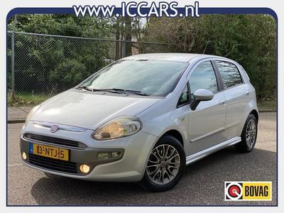 tweedehands Fiat Punto 1.3 M-JET DYNAMIC Clima - 5 deurs - Trekhaak.