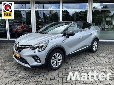 Grijs, metallic lak Occasion 2022 Renault Captur Intens SUV | € 20.495 (Iets duurder)