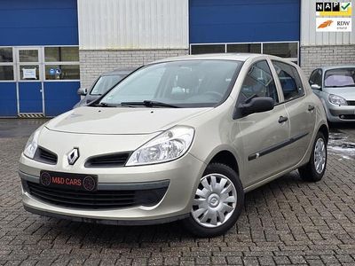 Occasion Renault Clio II Business 98 PK (72 kW) 2007 Beige Hatchback