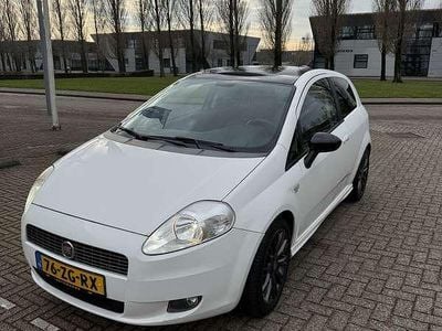 Wit Gebruikt 2008 Fiat Punto Sport Hatchback | € 2.600 (Eerlijke prijs)