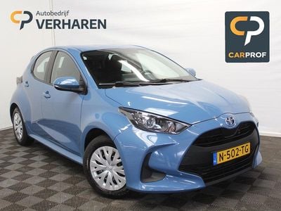 Occasion Toyota Yaris Hybrid Active 2022 Blauw Hatchback