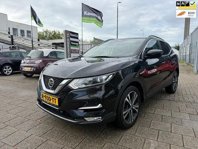 Zwart Occasion 2018 Nissan Qashqai N-Connecta SUV | € 12.499 (Eerlijke prijs)
