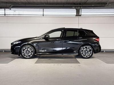 Zwart Nieuw 2025 BMW 120 M Sport Hatchback | € 52.800