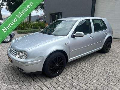 Occasion VW Golf IV Ocean 105 PK (77 kW) 2003 Grijs Hatchback