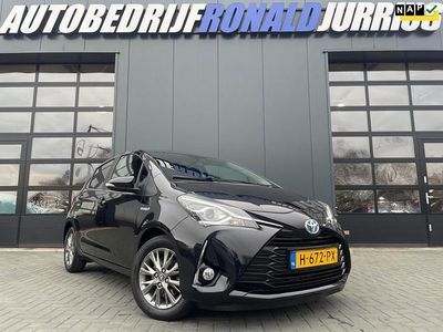 Zwart Occasion 2020 Toyota Yaris Hatchback | € 16.950 (Eerlijke prijs)