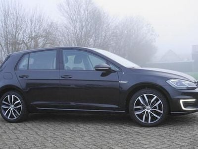 Zwart Gebruikt 2020 VW e-Golf Hatchback | € 12.750 (Goede deal)