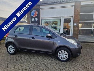 Occasion Toyota Yaris 69 PK (50 kW) 2009 Grijs (metallic) Hatchback