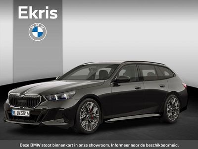 Grijs Gebruikt 2025 BMW 520 M Sport Stationwagen | € 63.900
