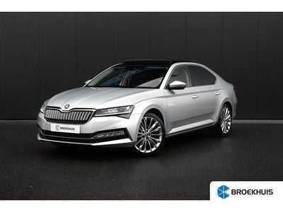 Occasion Skoda Superb LAURIN & KLEMENT 218 PK (160 kW) 2026 Grijs Hatchback