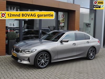 BMW 330e