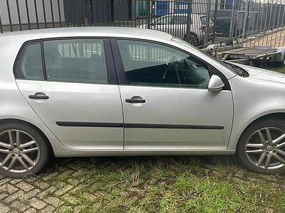 Gebruikt 2004 VW Golf V | € 500