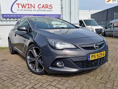 Grijs Occasion 2014 Opel Astra GTC Hatchback | € 6.250