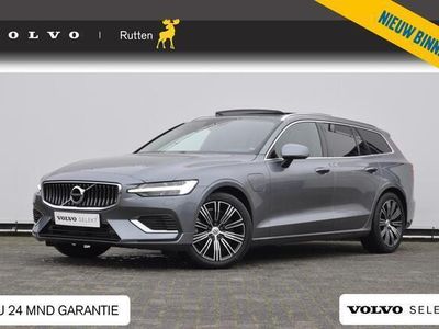 tweedehands Volvo V60 2.0 T8 Twin Engine AWD Inscription Panoramadak / Lederen bekleding / Standkachel / Elektrich verstelbate stoel met geheugen / Donkere ramen achter / Stoel verwarming / Keyless entry & start / Electr. achterklep / etc / etc