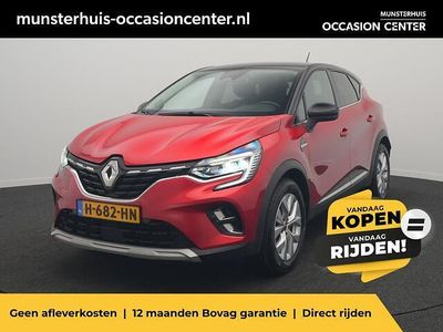 Rood metallic Gebruikt 2020 Renault Captur Intens SUV | € 17.995 (Iets duurder)