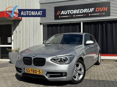 Grijs Gebruikt 2011 BMW 118 Sport Line Hatchback | € 9.750 (Eerlijke prijs)