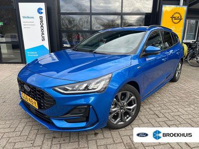 Blauw Occasion 2024 Ford Focus ST-Line Stationwagen | € 27.895 (Iets duurder)