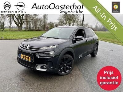 Zwart (metallic) Occasion 2020 Citroën C4 Shine SUV | € 14.950 (Eerlijke prijs)