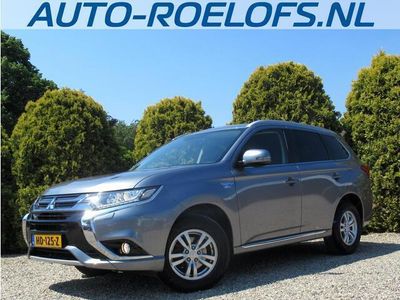 tweedehands Mitsubishi Outlander 2.0 PHEV Business Edition *Trekhaak*