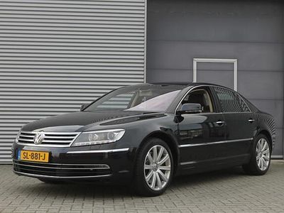Zwart Gebruikt 2014 VW Phaeton Highline Sedan | € 19.999