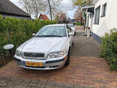 Volvo S40