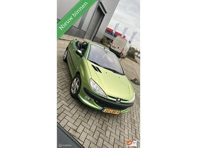 Groen Gebruikt 2003 Peugeot 206 CC Cabriolet | € 1.350 (Eerlijke prijs)