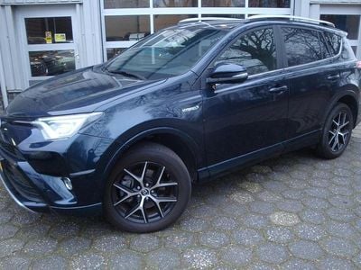 Blauw Gebruikt 2017 Toyota RAV4 Hybrid Executive SUV | € 23.950 (Super prijs)