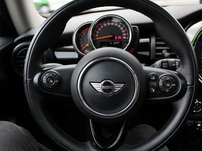 Groen Gebruikt 2016 Mini Cooper Business Hatchback | € 7.950 (Super prijs)