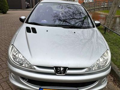 tweedehands Peugeot 206 2061.4-16V Quiksilver lees beschrijving!