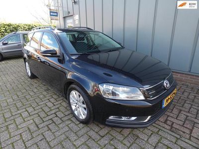 tweedehands VW Passat Variant 1.6 TDI BlueMotion Executive Edition //APK//NAP//Airco//Navi//Cruise//CV+AB//Elec.Ramen//Trekhaak//PDC//