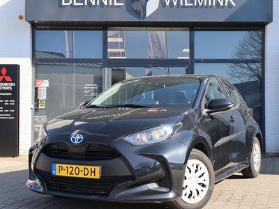 Occasion Toyota Yaris Hybrid Active 115 PK (84 kW) 2022 Zwart Hatchback