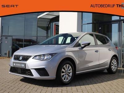 tweedehands Seat Ibiza 1.0 TSI Style pdc navigatie draadloos laden LMV stoelverwarming climatronic 4 seizoenen banden ihv voorstoelen spraak bediening DAB+ carplay