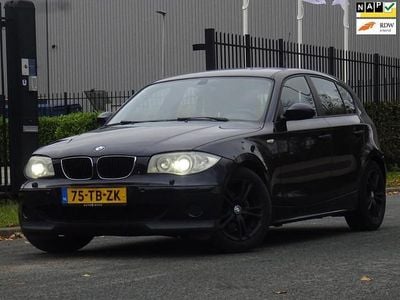 Blauw Gebruikt 2006 BMW 118 Hatchback | € 4.499 (Eerlijke prijs)