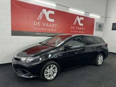 Occasion Toyota Auris 99 PK (72 kW) 2015 Zwart Hatchback