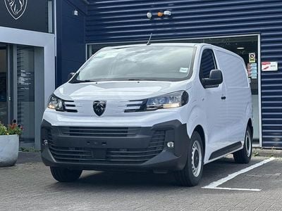 Wit Nieuw 2025 Peugeot e-Expert Van | € 57.787
