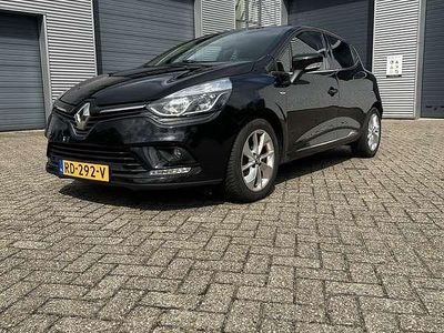 Zwart Occasion 2017 Renault Clio IV LIMITED Hatchback | € 6.250 (Eerlijke prijs)