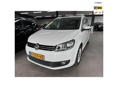 Wit Gebruikt 2014 VW Touran Highline MPV | € 10.950 (Eerlijke prijs)
